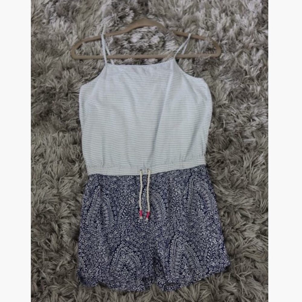 Patterned romper